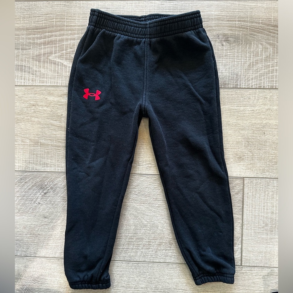 Boys under armour sweatpants size 4T